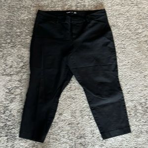 Old Navy Pixie Pant